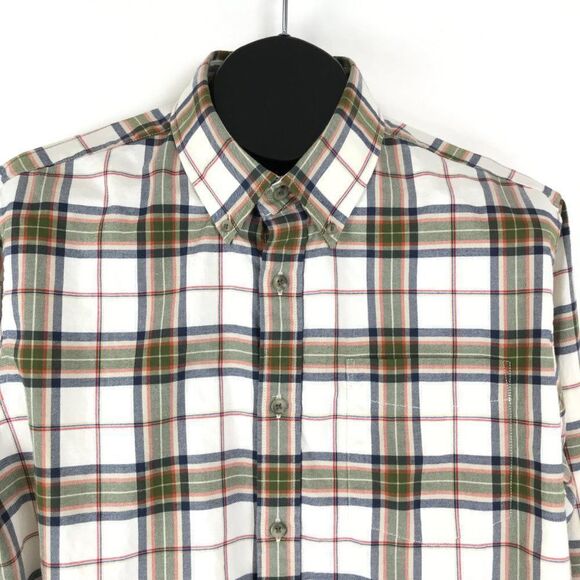 Eddie Bauer Button Down Shirt Men's Medium Relaxed Fit Long Sleeve Cotton Casual - Picture 2 of 10